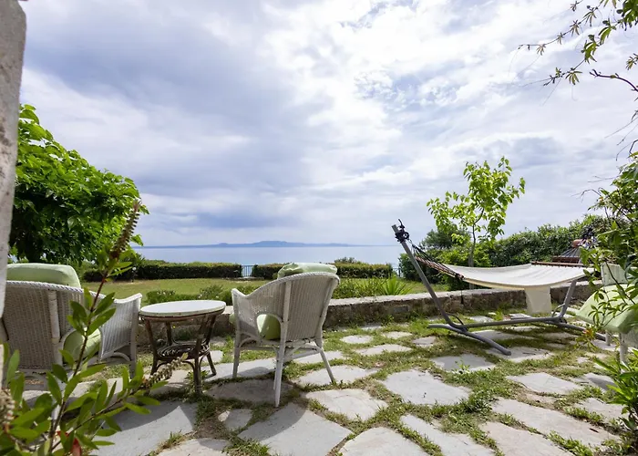 Casa vacanze Nael By The Sea *