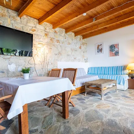 Nael By The Sea Holiday home Afytos